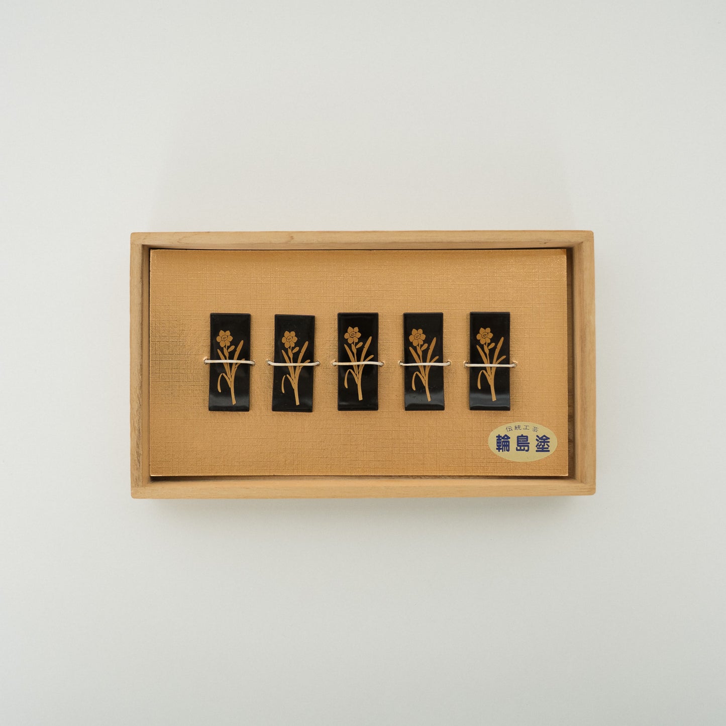 Black Lacquer Chopstick Rests, Narcissus Maki-e, Set of Five